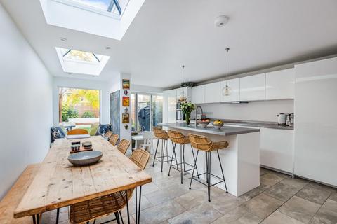 16 Rainton Road, London, SE7 7QZ