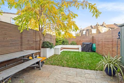 16 Rainton Road, London, SE7 7QZ