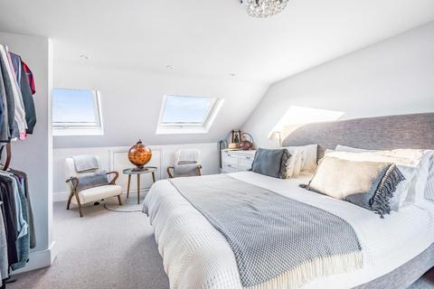 16 Rainton Road, London, SE7 7QZ