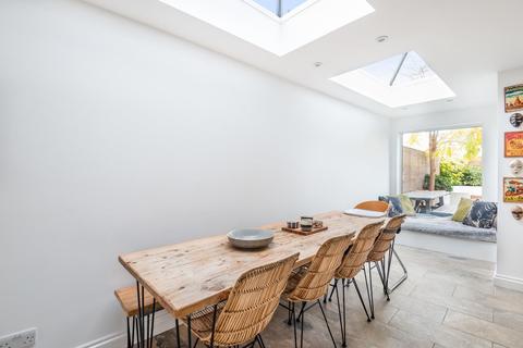16 Rainton Road, London, SE7 7QZ