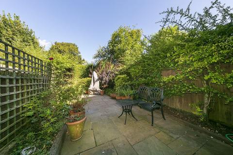 59 Mallard Place, Twickenham, TW1 4SW