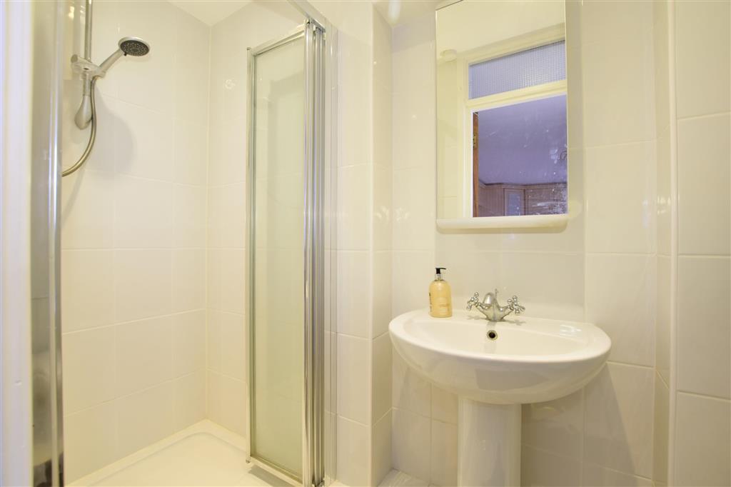 En Suite Shower Room