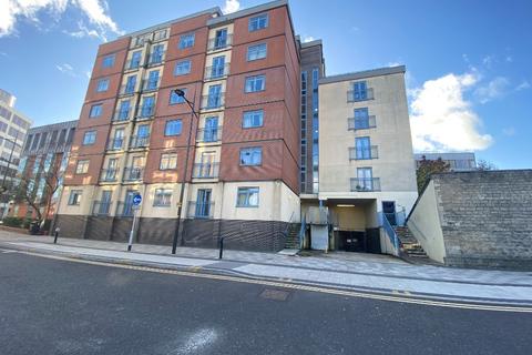 1 bedroom flat for sale, Wellington Street, Central, Swindon, SN1