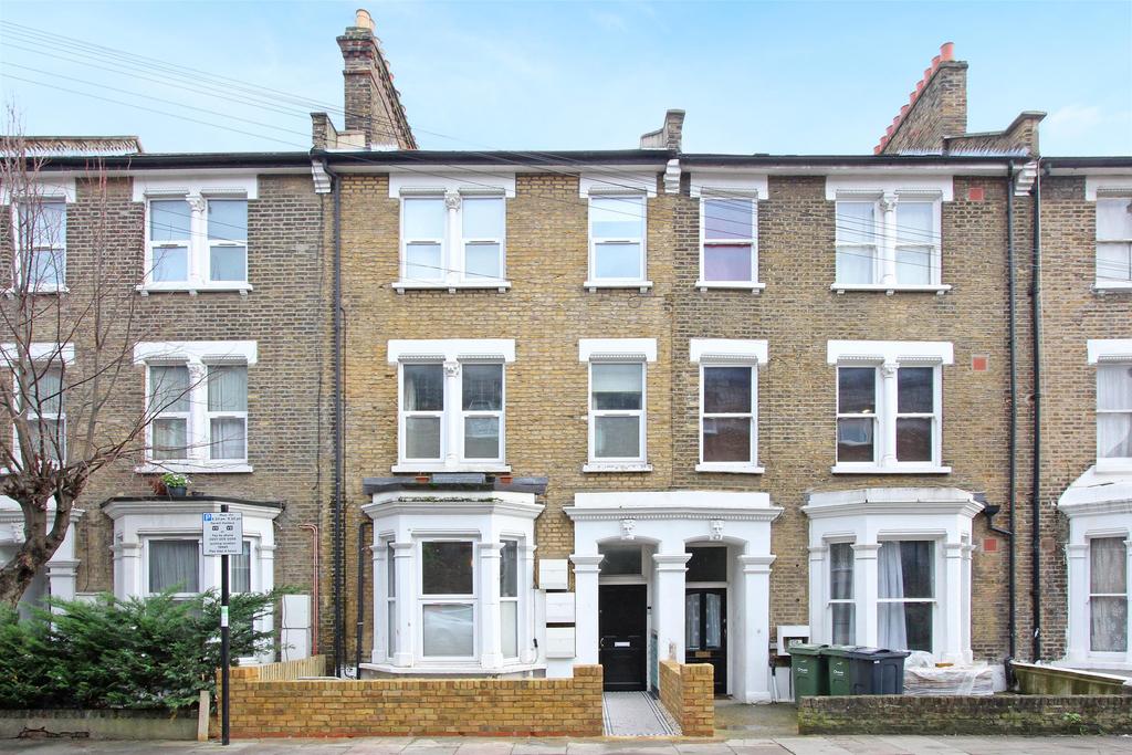 Paulet Rd, London, SE5 9HW 2 bed flat - £425,000