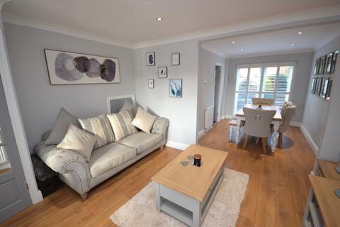 8 Connaught Way, Billericay, CM12 0UN