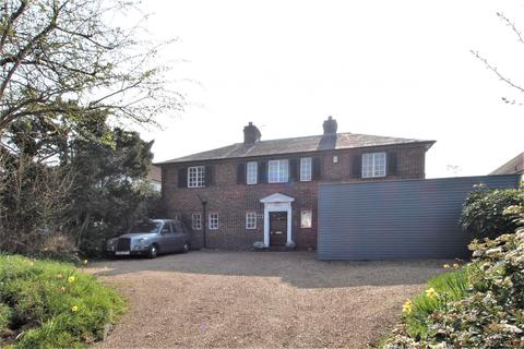 11 Chessington Road, Epsom, KT17 1TS