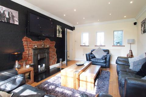 11 Chessington Road, Epsom, KT17 1TS
