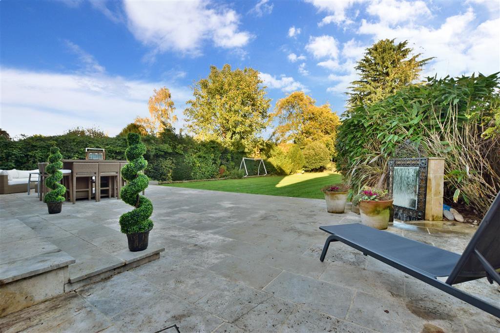 Patio / Decking