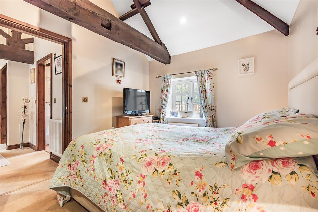 Bedroom 1 (3)