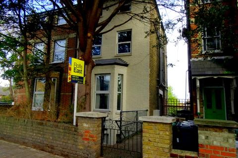 15a Windmill Road, Brentford, TW8 0QD