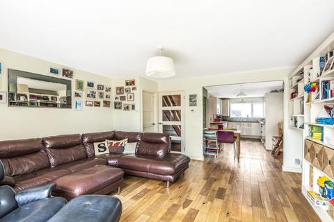 26 Wedgwood Way, London, SE19 3ES