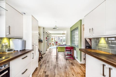 26 Wedgwood Way, London, SE19 3ES
