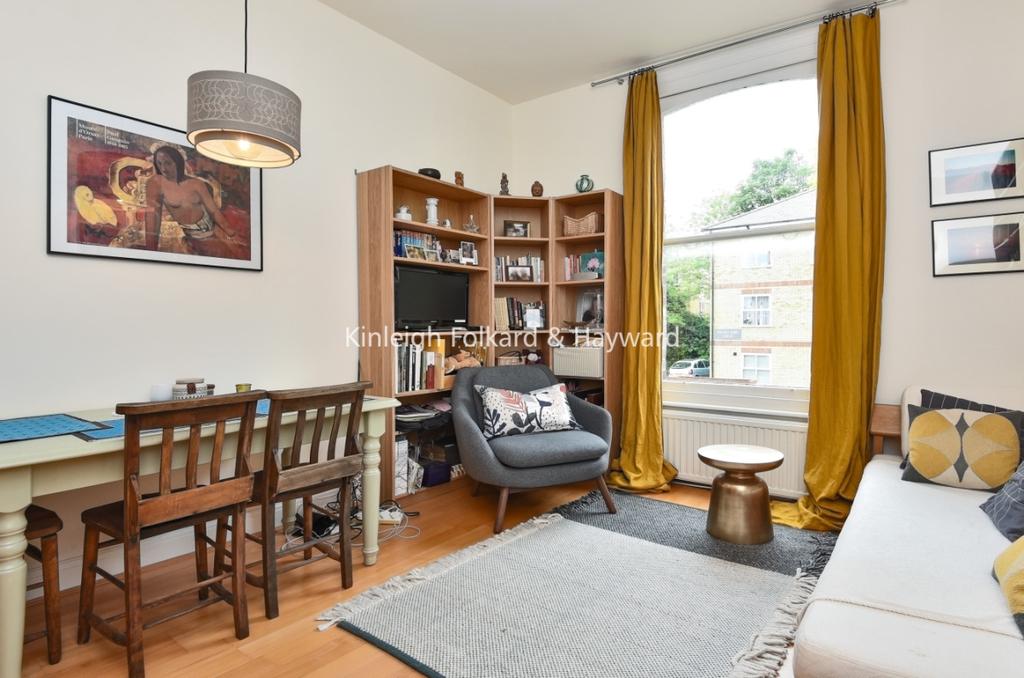 Blythwood Road London N4 1 bed apartment £1,150 pcm (£265 pw)