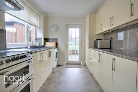 44 Greenleafe Avenue, Wheatley Hills, Doncaster, DN2 5RF