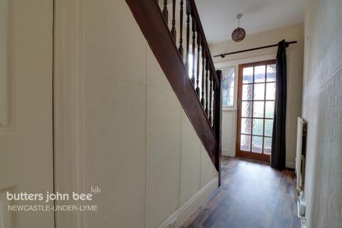 10 Ashfields New Road, Newcastle, ST5 2DJ