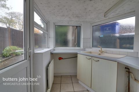 10 Ashfields New Road, Newcastle, ST5 2DJ