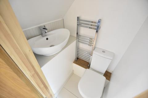 53 Fernside Avenue, Feltham, TW13 7BJ