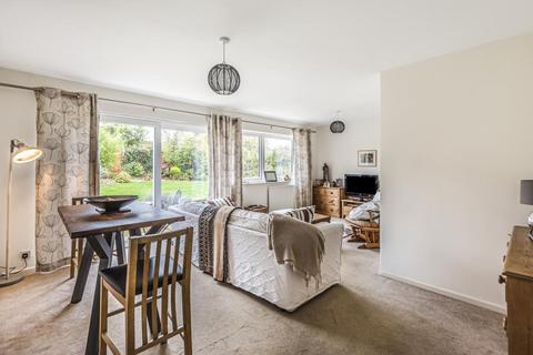3 bedroom bungalow to rent, Hempton,  Oxfordshire,  OX15