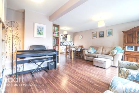 35 Stubsmead, Eldene, Swindon, SN3 3TA
