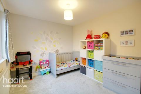 6 Micklefield Way, Borehamwood, WD6 4LG