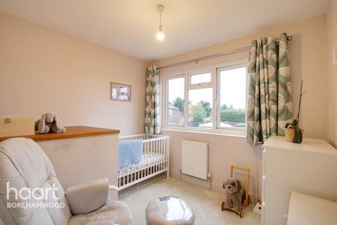 6 Micklefield Way, Borehamwood, WD6 4LG