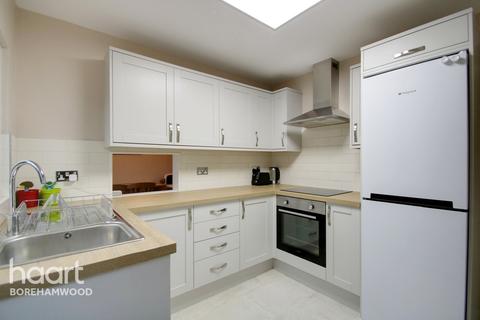 6 Micklefield Way, Borehamwood, WD6 4LG