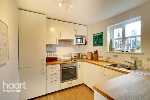 43 Otter Close, London, E15 2PZ
