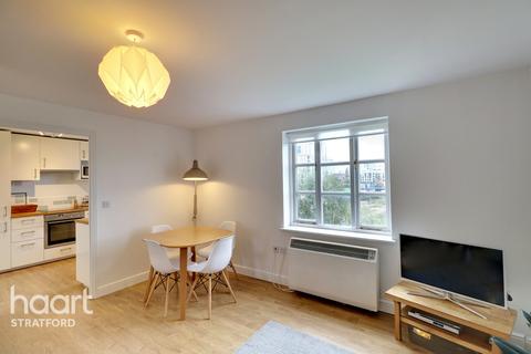 43 Otter Close, London, E15 2PZ