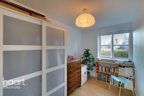 43 Otter Close, London, E15 2PZ