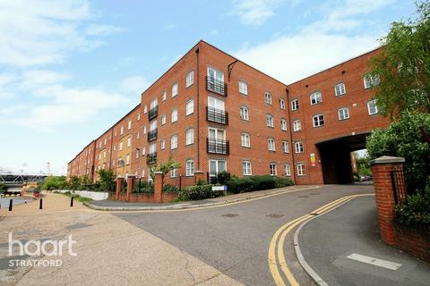 43 Otter Close, London, E15 2PZ