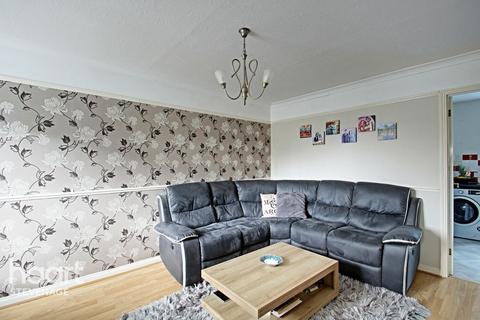 58 The Hedgerows, Stevenage, SG2 7BW