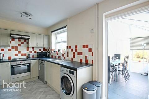 58 The Hedgerows, Stevenage, SG2 7BW