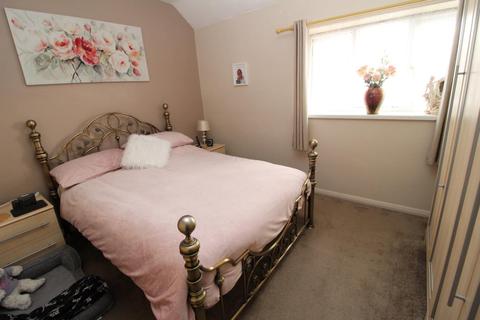 106 Erriff Drive, South Ockendon, RM15 5AY