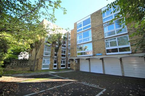 2 bedroom flat to rent, Westergate, 20 Corfton Road