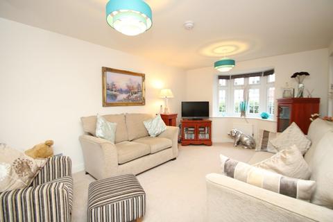 18 Adderley Avenue, Nuneaton, CV10 0DQ