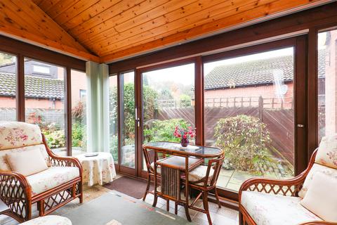 17 Grove Road, Totley, Sheffield, S17 4DJ
