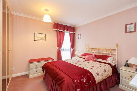 17 Grove Road, Totley, Sheffield, S17 4DJ