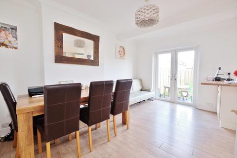 51 Cray Avenue, Orpington, BR5 4AA