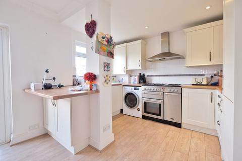 51 Cray Avenue, Orpington, BR5 4AA