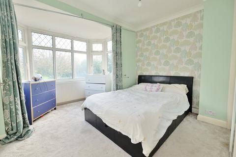 51 Cray Avenue, Orpington, BR5 4AA