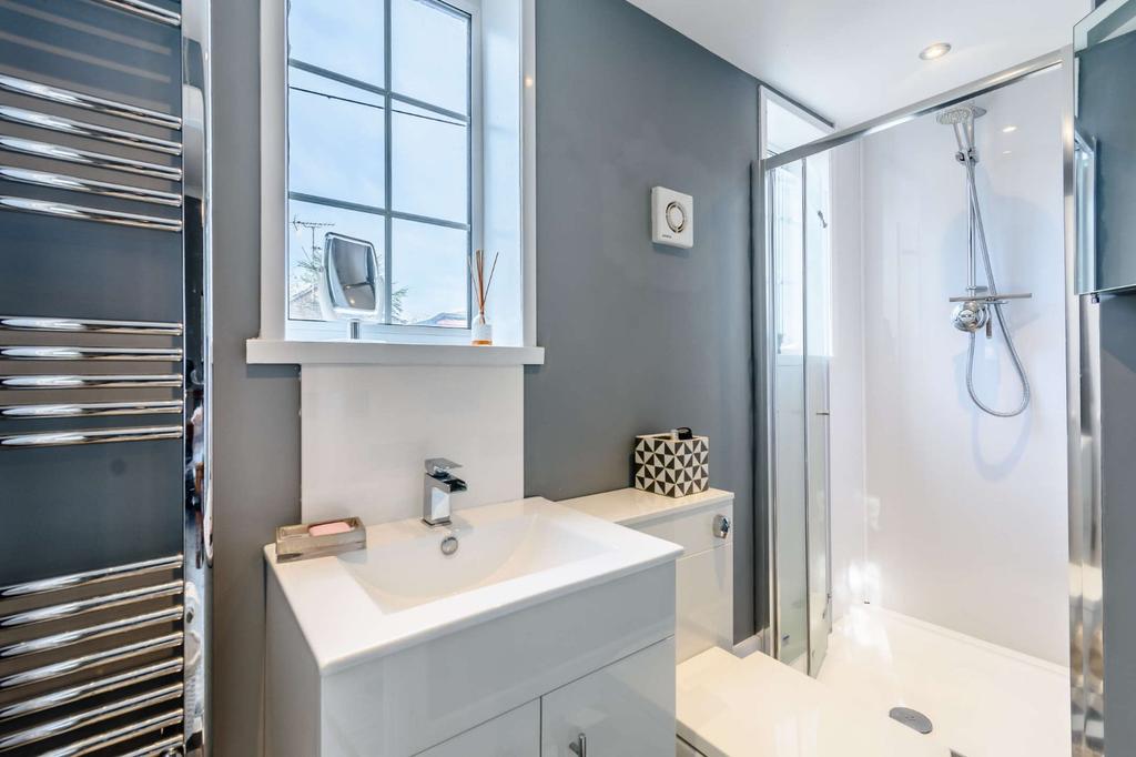 En Suite Shower