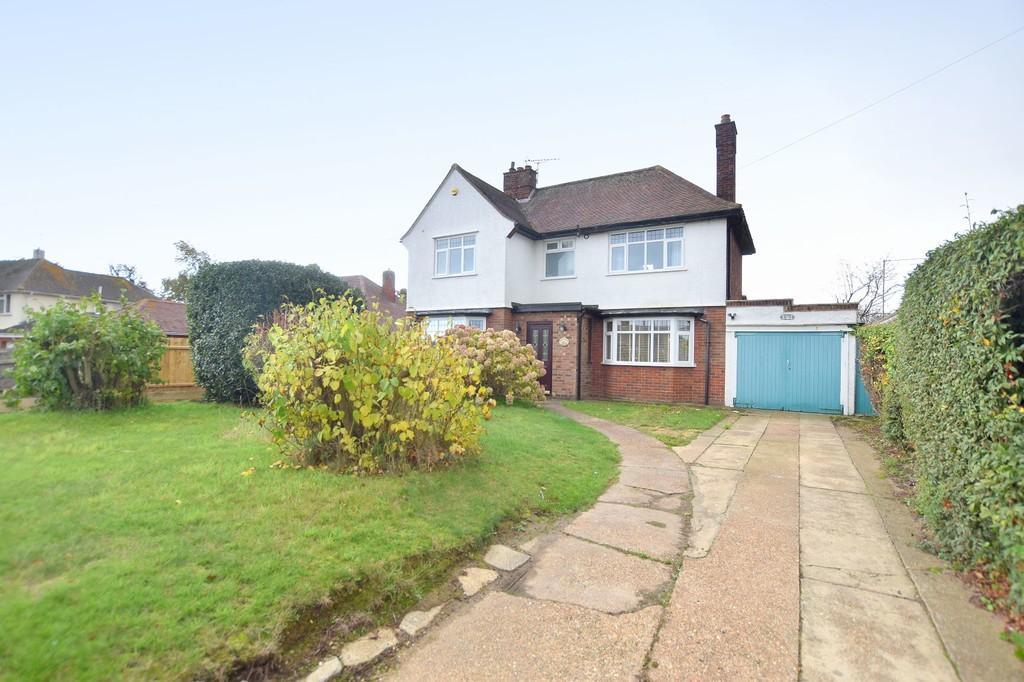 Mill Lane, Felixstowe, IP11 2LN 3 bed detached house £385,000