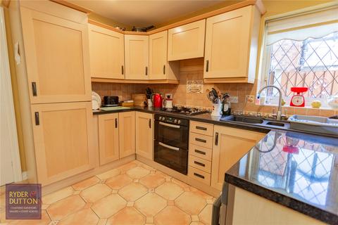 26 Clitheroe Close, Heywood, OL10 4XF