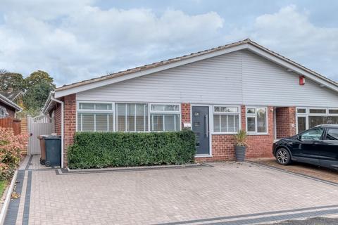 26 Arundel Drive, Worcester, WR5 2HU