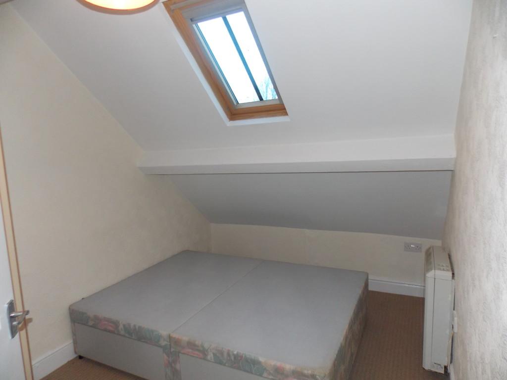 Flat 5