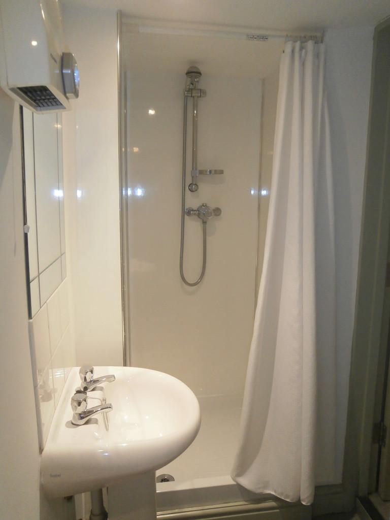 Flat 6