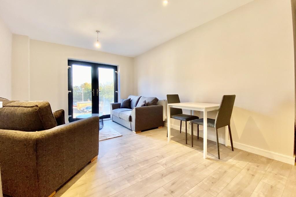 Green Quarter, Cross Green Lane, Leeds 1 bed apartment £850 pcm (£196 pw)