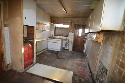 22 Acre Crescent, Leeds, LS10 4DJ