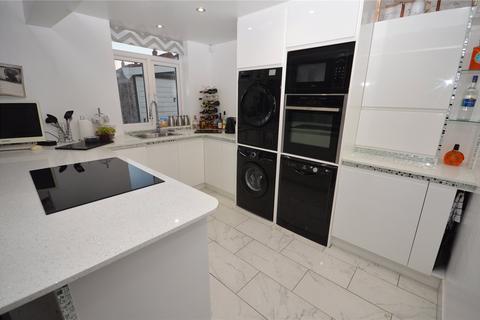 25 Heath Road, Leeds, LS11 8TZ