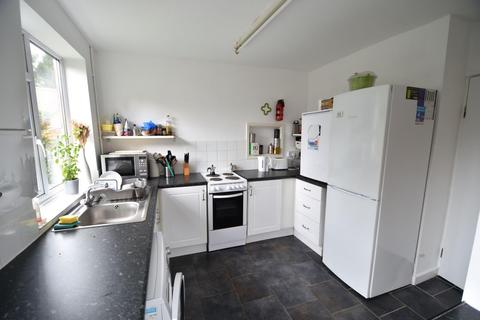 102 Abbey Road, Beeston, Nottingham, NG9 2HP